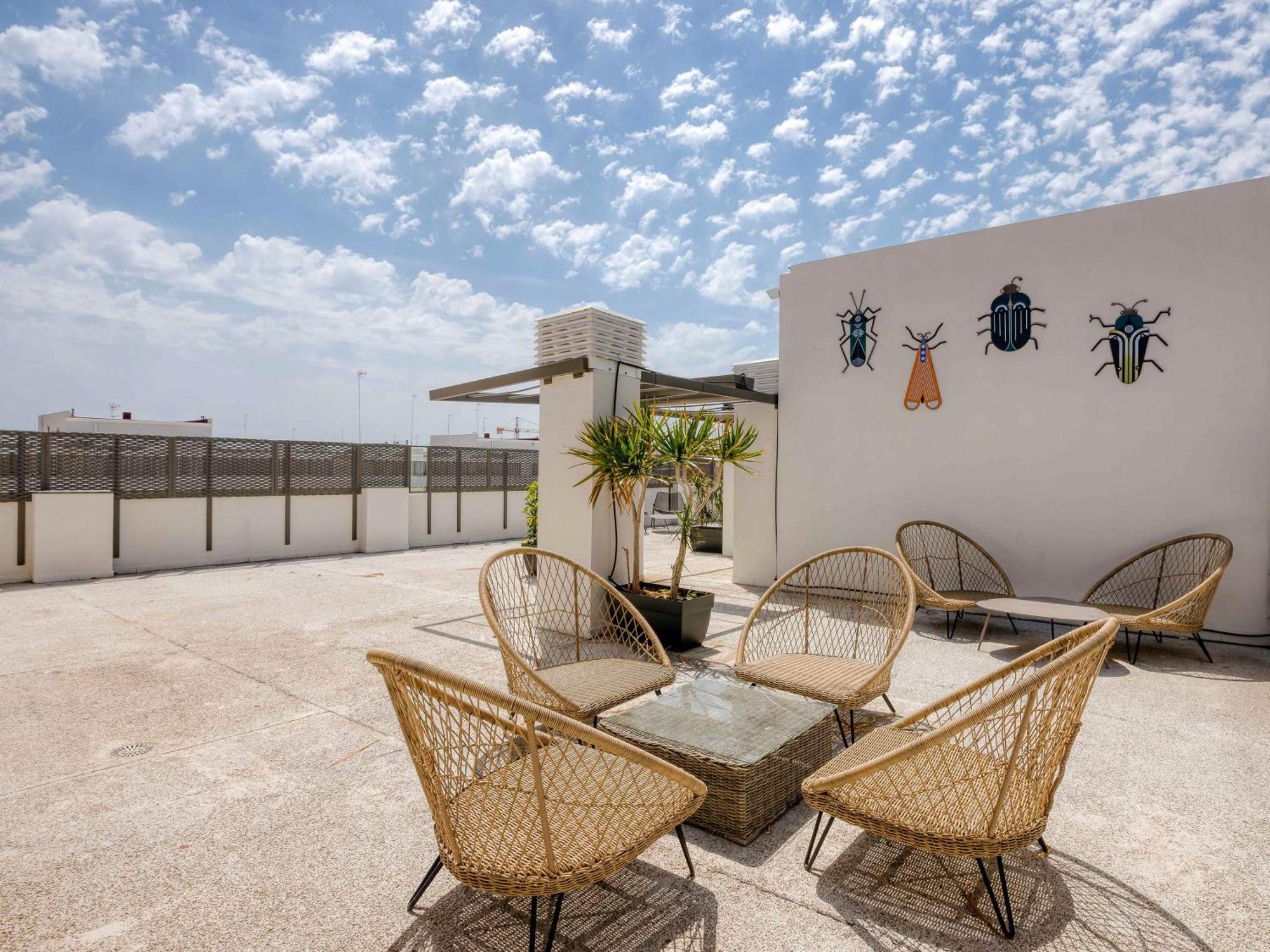 Livensa Living Studios Valencia Marina Real Hotel-Apartamento Екстериор снимка
