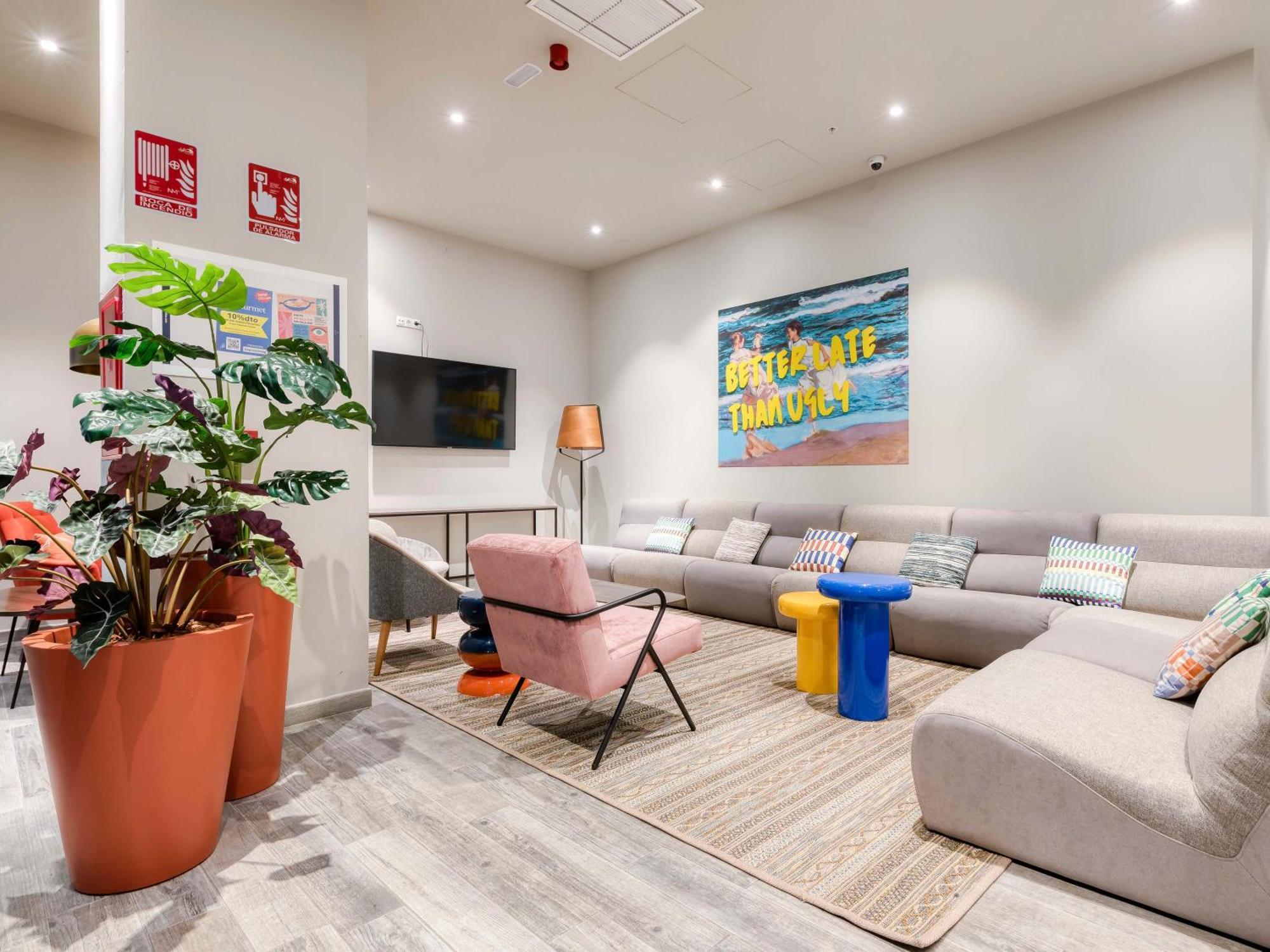 Livensa Living Studios Valencia Marina Real Hotel-Apartamento Екстериор снимка