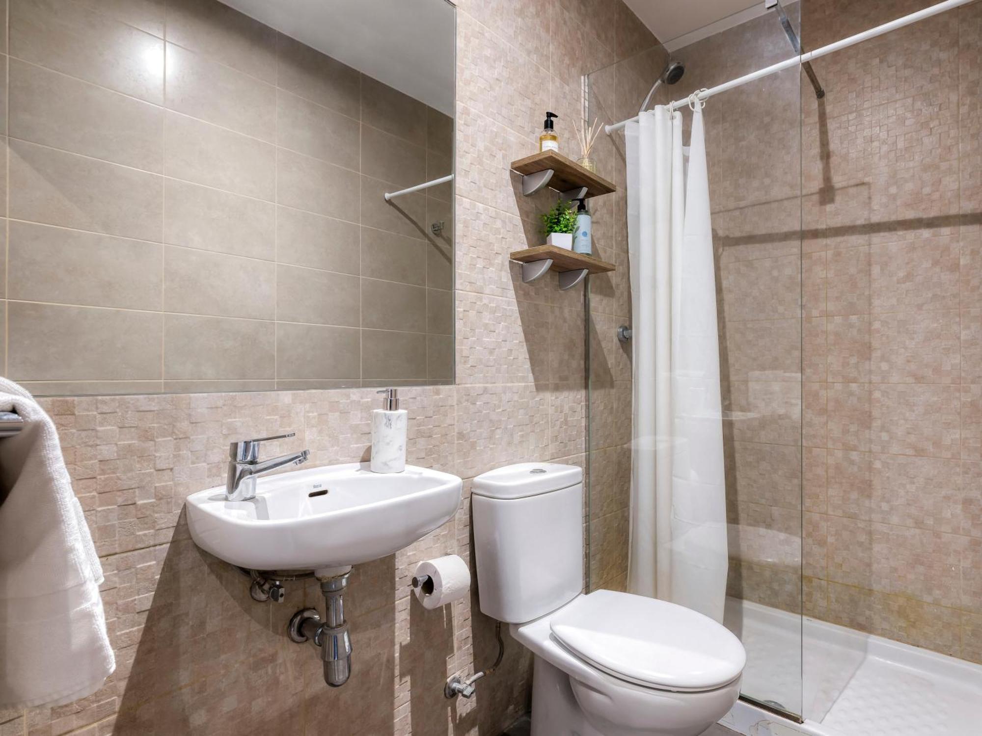 Livensa Living Studios Valencia Marina Real Hotel-Apartamento Екстериор снимка